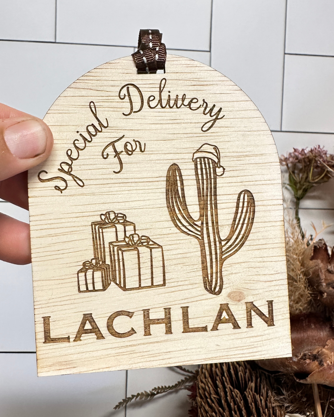 Personalised Wooden Santa Sack Tag – Custom Name or Letter Ornament (Western Christmas Style)