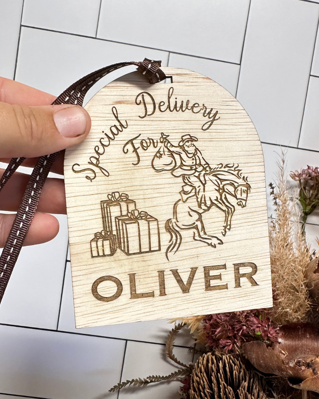 Personalised Wooden Santa Sack Tag – Custom Name or Letter Ornament (Western Christmas Style)